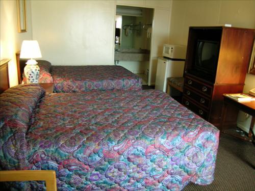 Sunshine Inn & Suites Virginia Beach Værelse billede