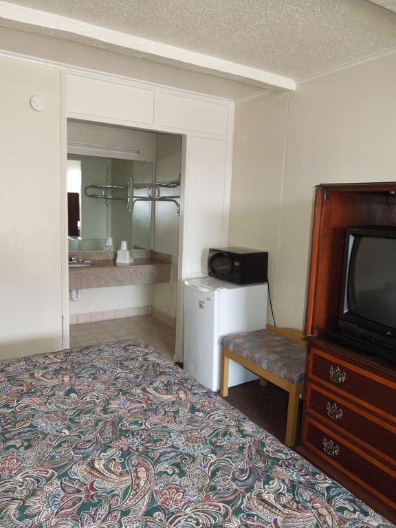 Sunshine Inn & Suites Virginia Beach Eksteriør billede